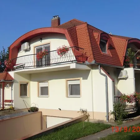 בית הארחה Gaestehaus Stein Nemesbükk